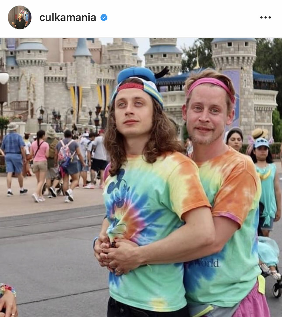 Mickey Tie Dye-0